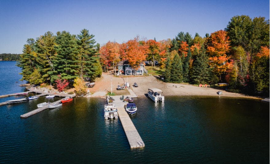 Aerial view of Birch Crest Resort on Horn Lake